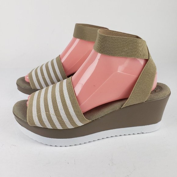 Charleston Shoe Co. Stripe Palm Wedge Sandal in Tan and White Size 10 - Picture 3 of 14